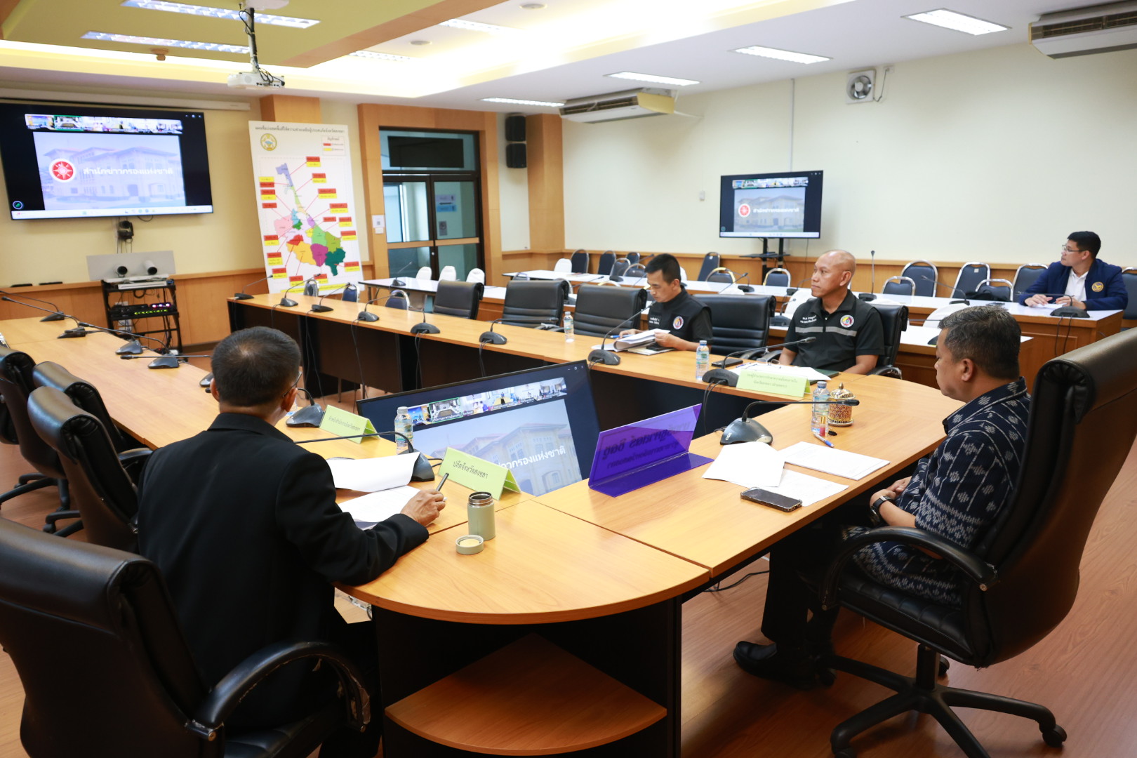 จังหวัดสงขลาร่วมประชุมคณะกรรมการบริหารสถานการณ์ฉุกเฉิน ครั้งที่ 2/2569 ขานรับมาตรการดูแลความมั่นคง ควบคู่การปราบปรามยาเสพติดตามนโยบายนายกรัฐมนตรี