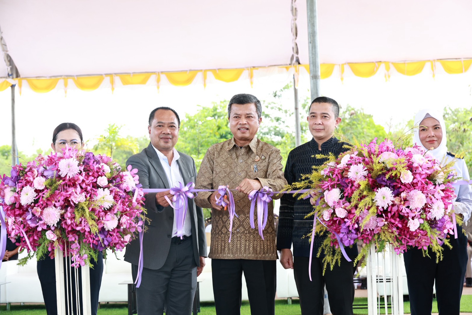 จ.สงขลา เปิดด่านศุลกากรขาออกสะเดาแห่งใหม่อย่างเป็นทางการ นำระบบ Fast Scan เพิ่มความรวดเร็วตรวจปล่อยสินค้า รองรับการค้าชายแดนไทย&ndash;มาเลเซีย เตรียมเปิดใช้งานเต็มรูปแบบ