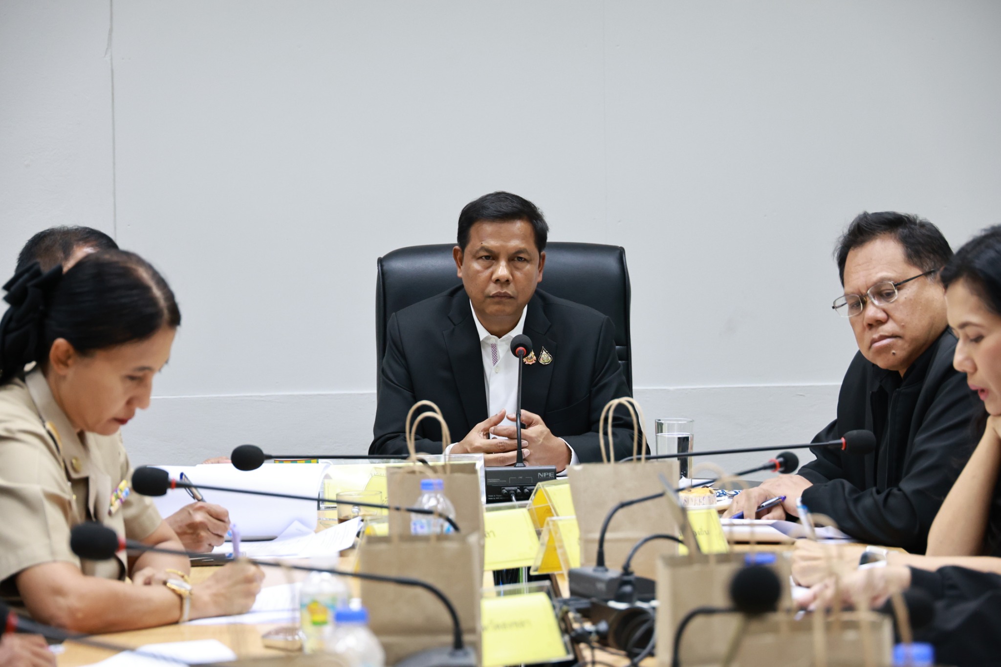รองผู้ว่า จ.สงขลา ประชุมพิจารณาการจัดงานประเพณีของ อปท. 3 งานประเพณี เดินหน้าสืบสานและอนุรักษ์มรดกทางวัฒนธรรมท้องถิ่น
