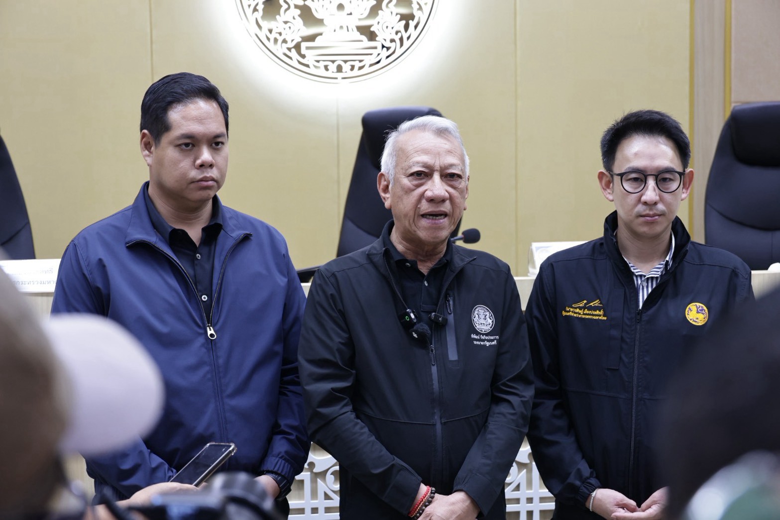 &ldquo;พิพัฒน์&rdquo; รองนายกฯ และ รมว.คมนาคม เผย 5 จังหวัดชายแดนใต้เสนอแผนพัฒนารอบด้าน เตรียมชง ครม.สัญจร เร่งแก้น้ำท่วม&ndash;โครงสร้างพื้นฐาน&ndash;เศรษฐกิจชายแดน มุ่งสร้างงานและยกระดับรายได้ประชาชน