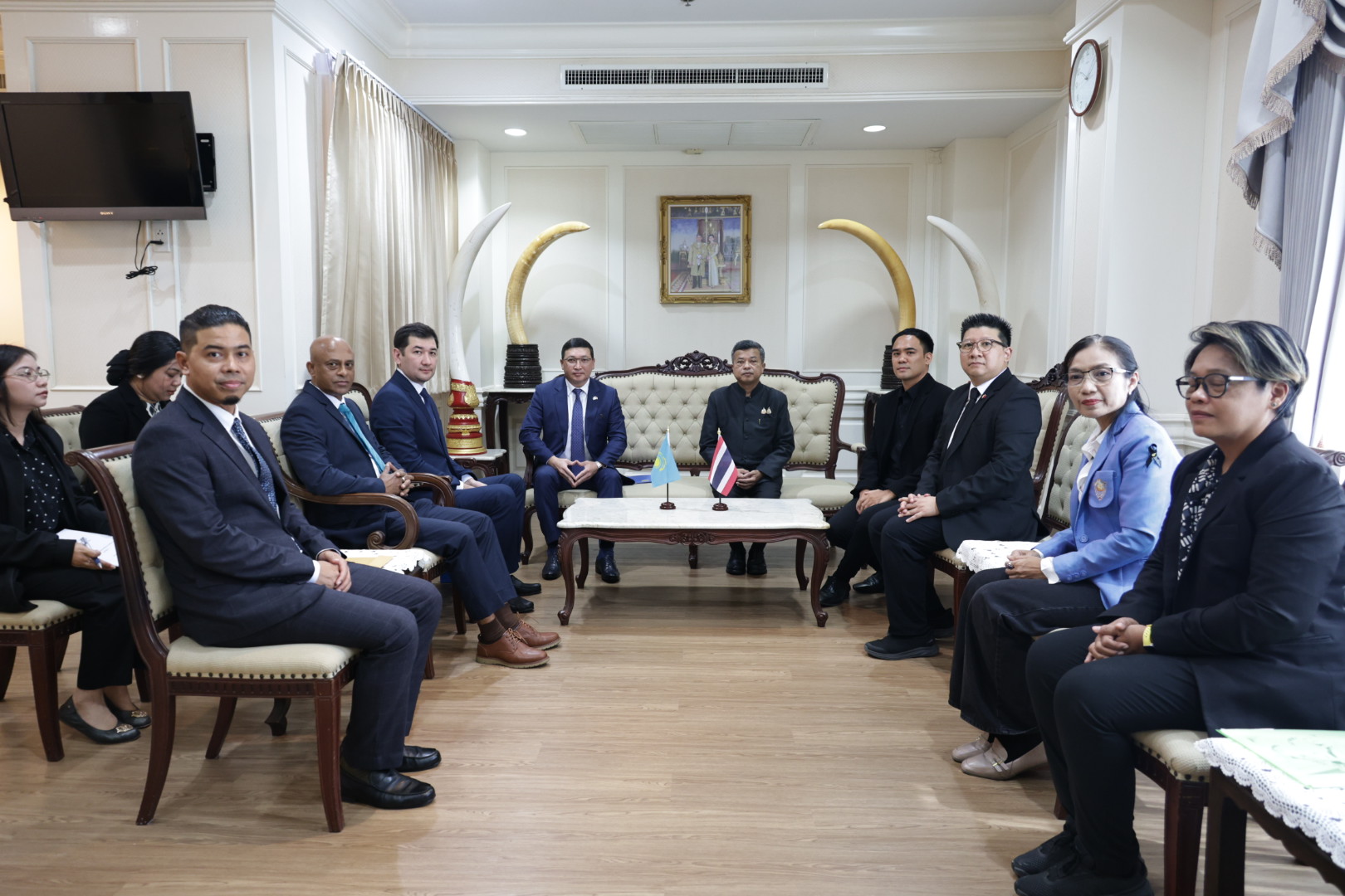 ผู้ว่าฯ สงขลา ต้อนรับเอกอัครราชทูตคาซัคสถาน หารือแนวทางสานสัมพันธ์&ndash;ขยายความร่วมมือด้านการค้า การลงทุน การท่องเที่ยว และการศึกษา