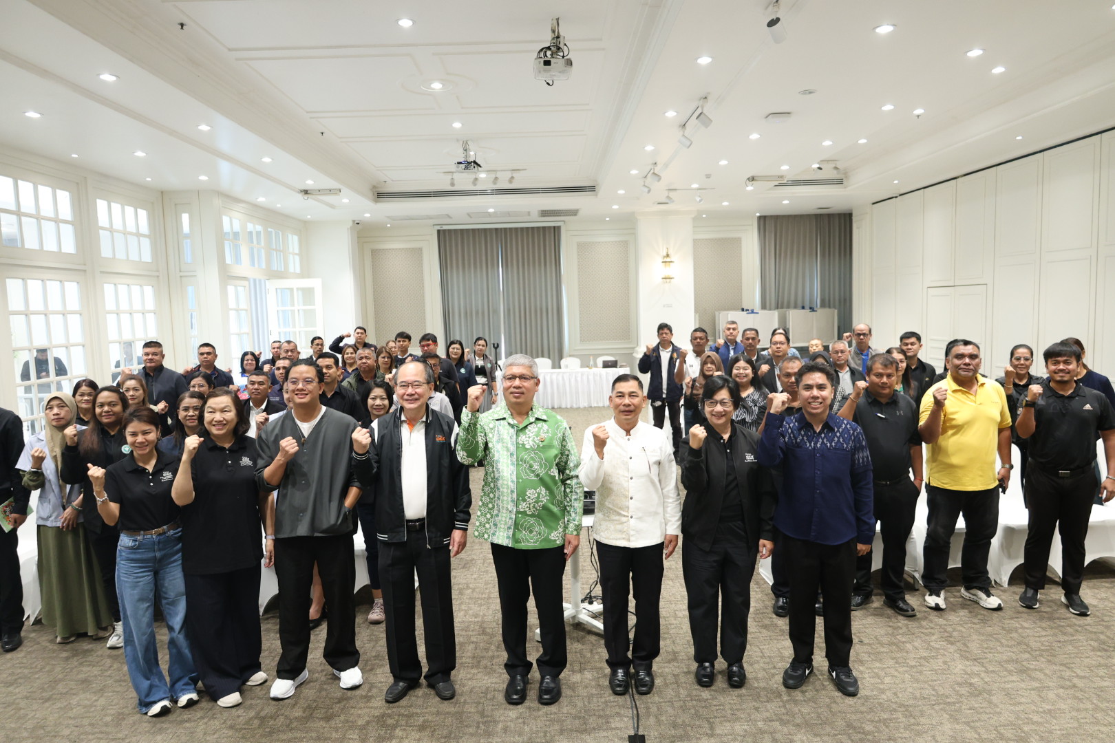 จังหวัดสงขลา ร่วมกับ สสส. และมูลนิธิสถาบันวิจัยและพัฒนาการเรียนรู้ จัดอบรมพัฒนาศักยภาพผู้บำบัด ชุมชน และอดีตผู้ผ่านการบำบัด มุ่งเสริมทักษะดูแลผู้ใช้ยาเสพติดอย่างต่อเนื่องในชุมชน
